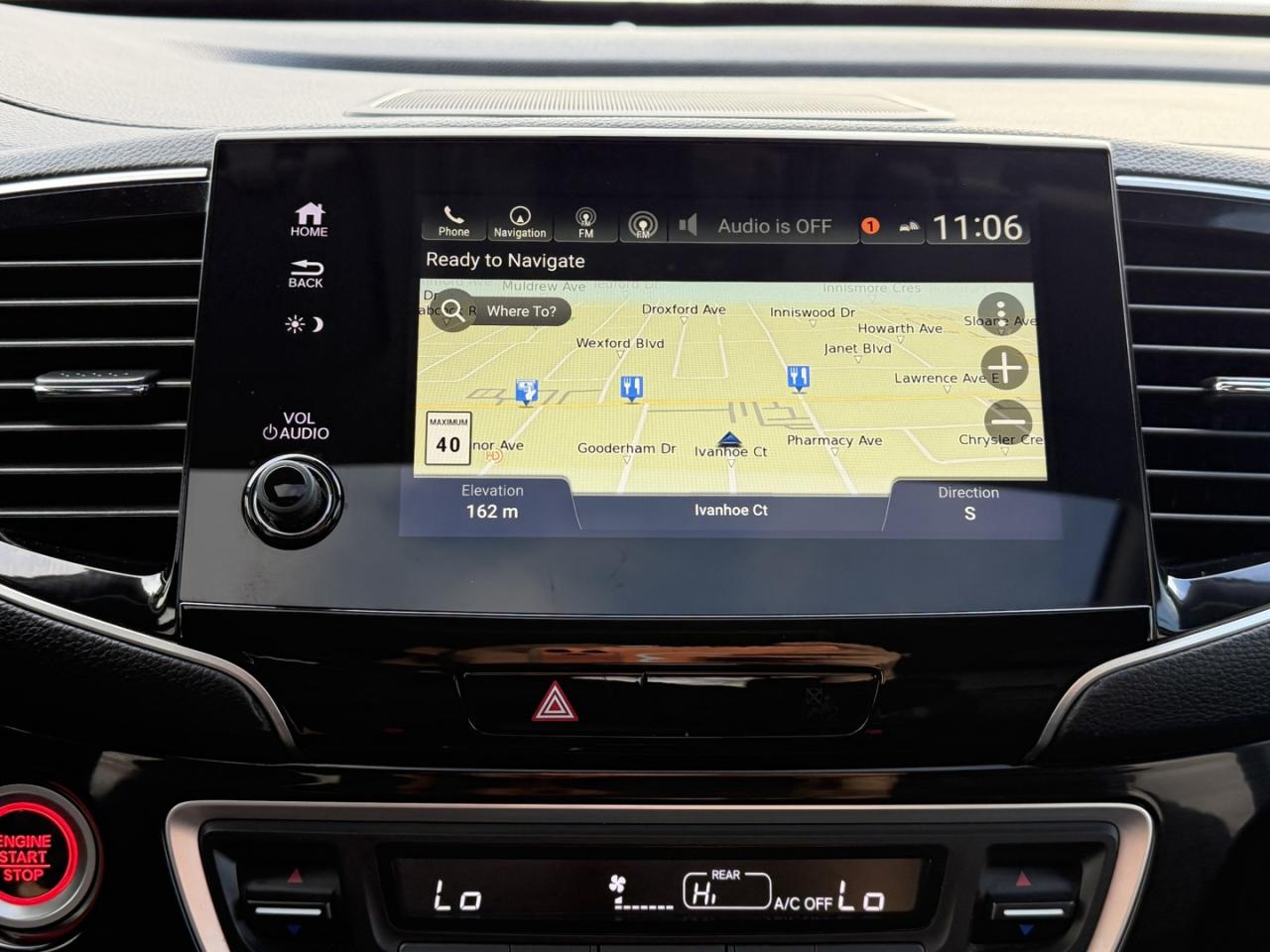 2022 Honda Pilot Touring 8-Passenger AWD - Photo #23