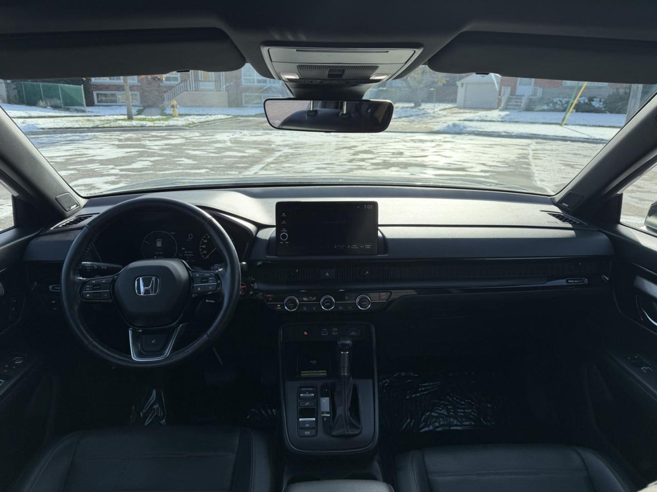 2023 Honda CR-V Hybrid Touring - Photo #12