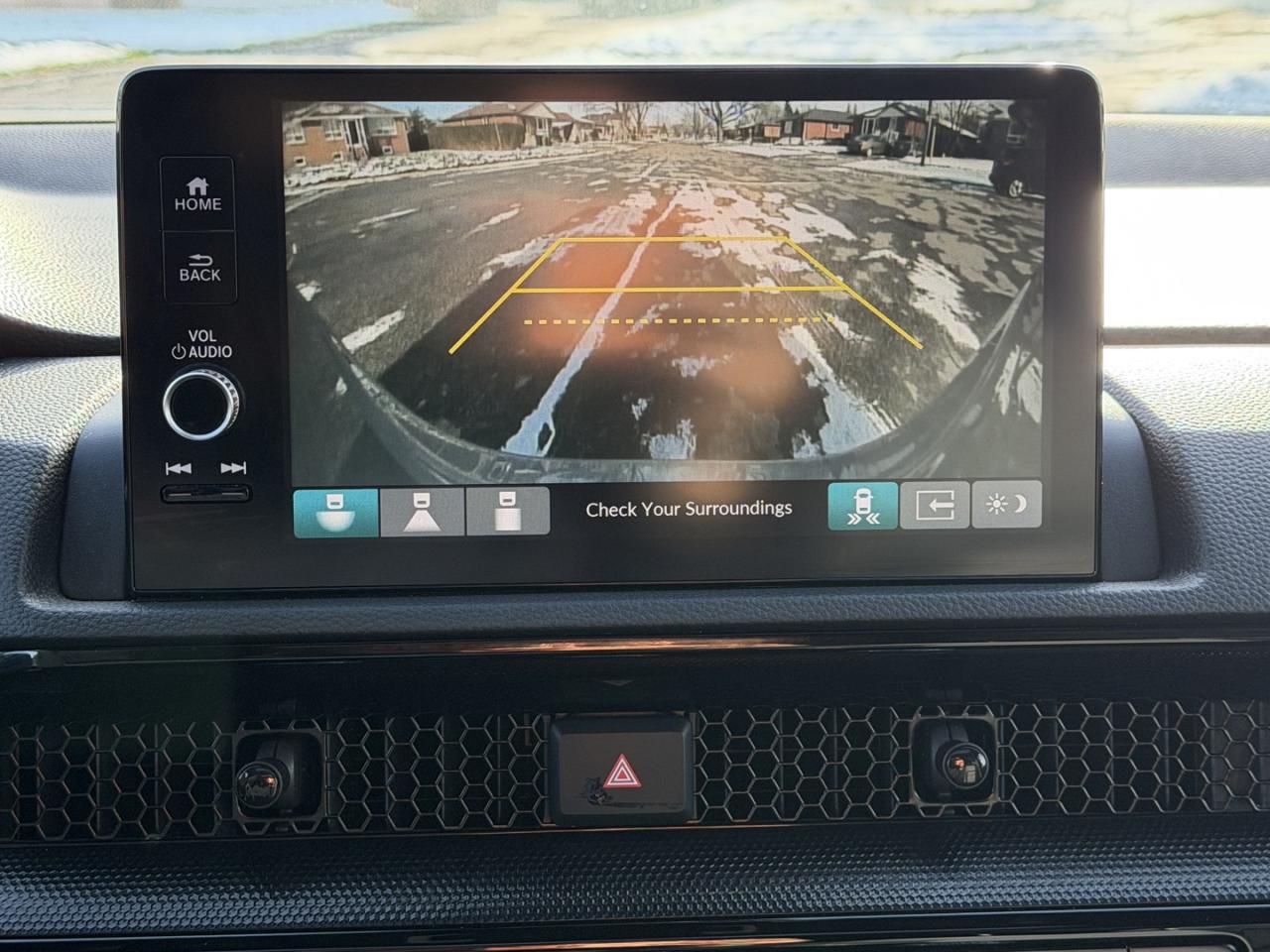 2023 Honda CR-V Hybrid Touring - Photo #16