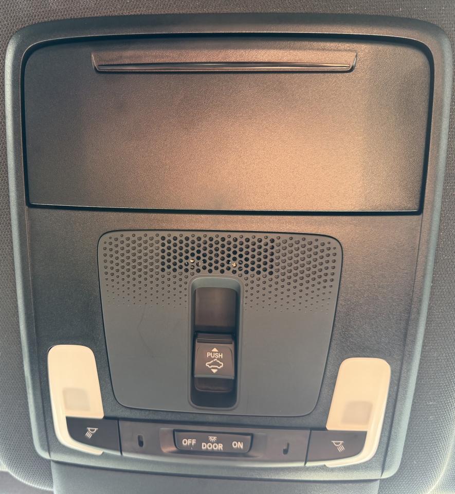 2023 Honda CR-V Hybrid Touring - Photo #24