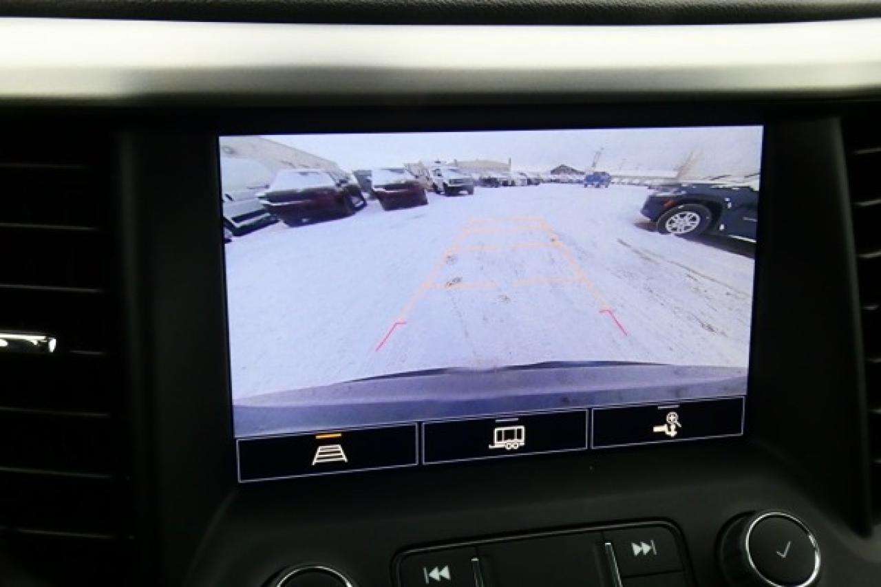 2023 GMC Acadia SLE AWD w/Htd clth, S/R, NAV, BUC - Photo #15