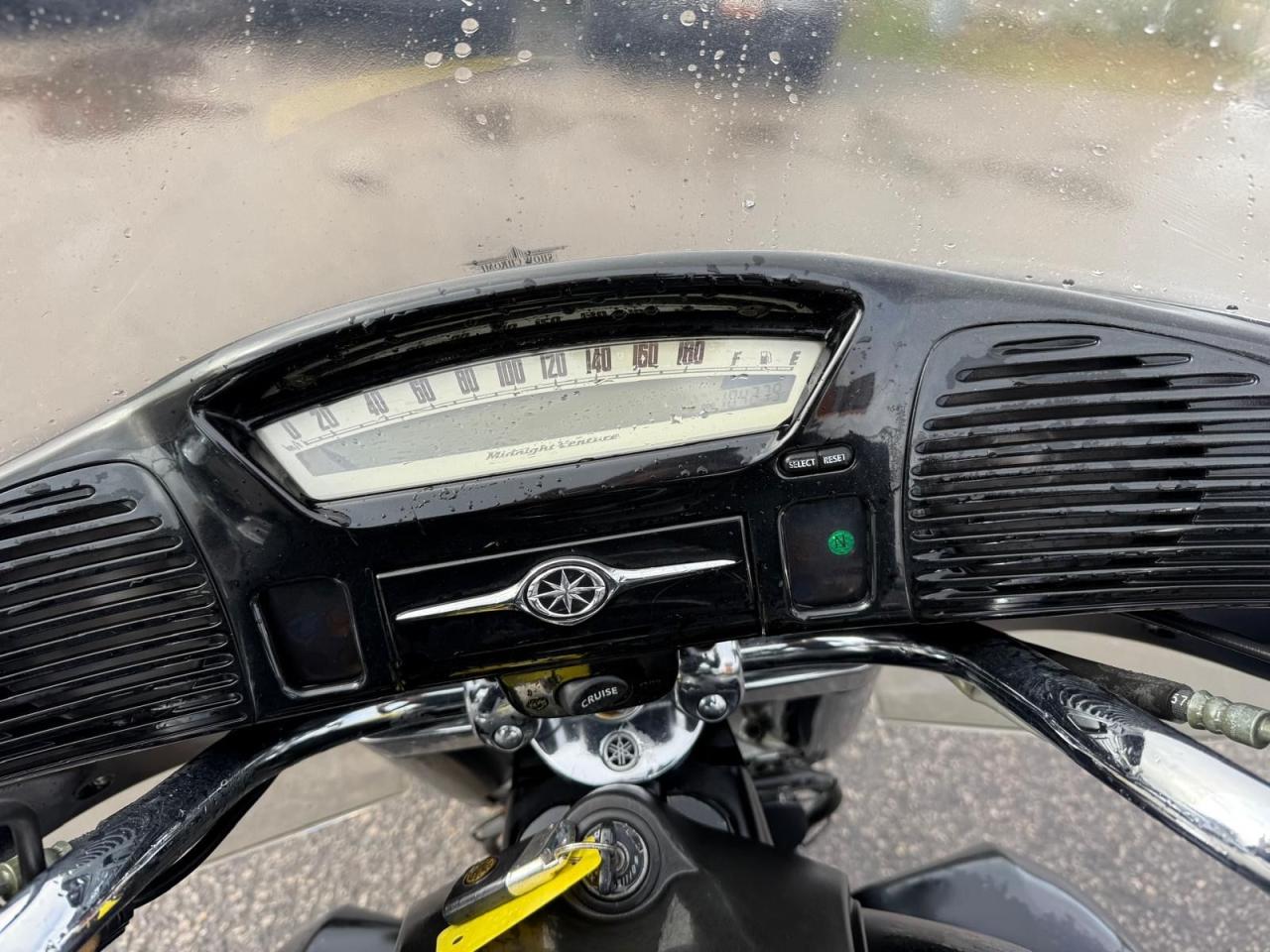 2004 Yamaha VENTURE MOTORCYCLE ROYAL STAR, 1300CC V4, RUNS WELL, AS IS SPECIAL - Photo #12