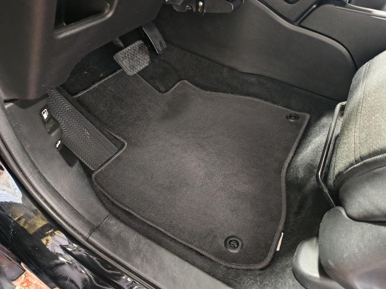 2021 Honda CR-V LX AWD Photo0