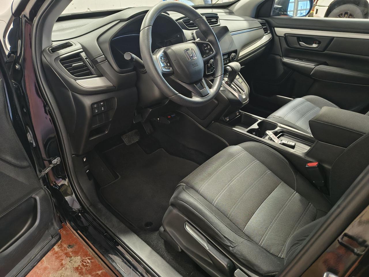 2021 Honda CR-V LX AWD Photo0