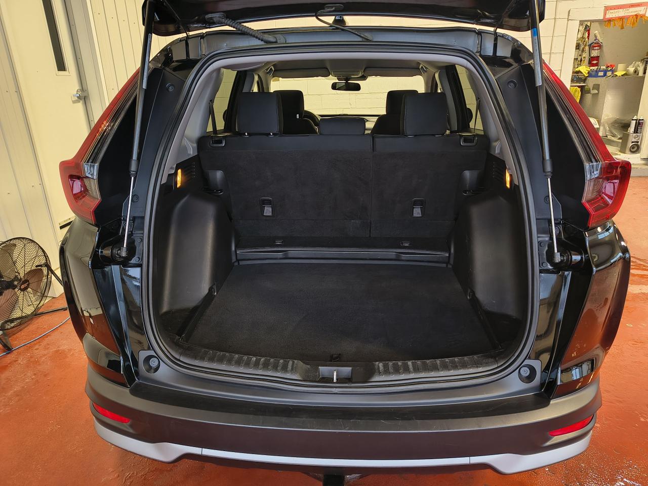 2021 Honda CR-V LX AWD Photo0