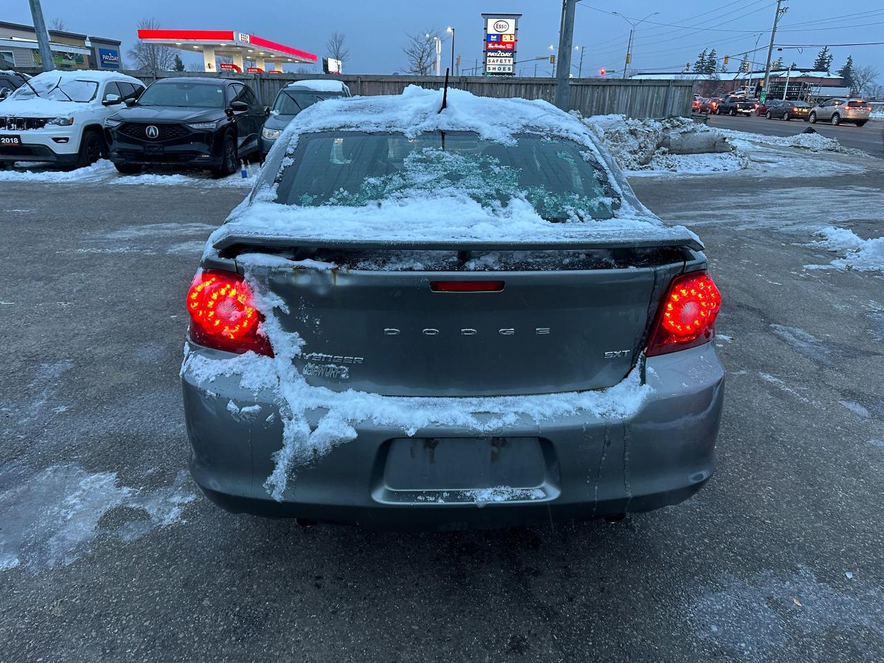 2012 Dodge Avenger SXT, SEDAN, AUTO, 4 CYL, CHROME WHEELS, AS IS Photo3