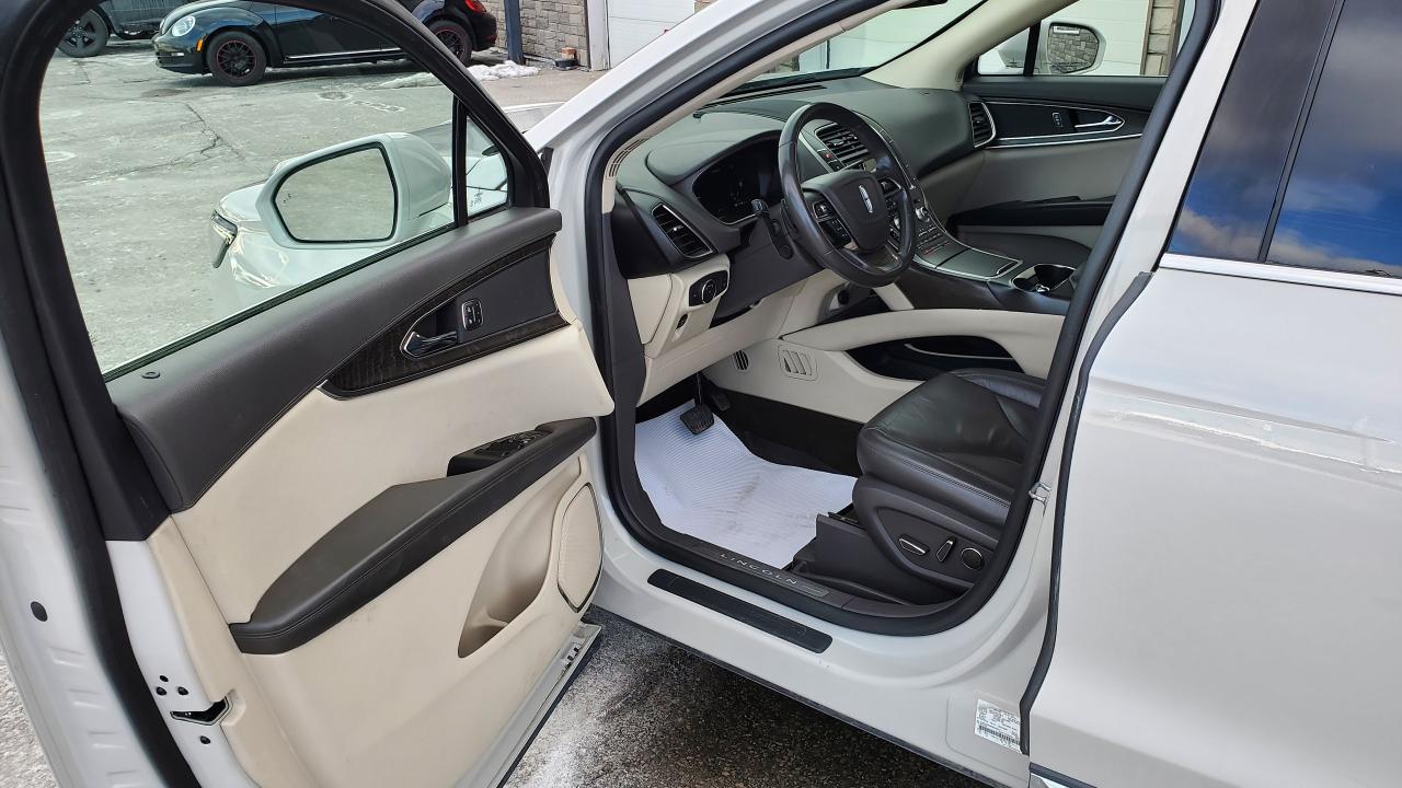 2019 Lincoln Nautilus Select AWD-DEMO UNIT, PLEASE CALL FOR APPOINTMENT Photo