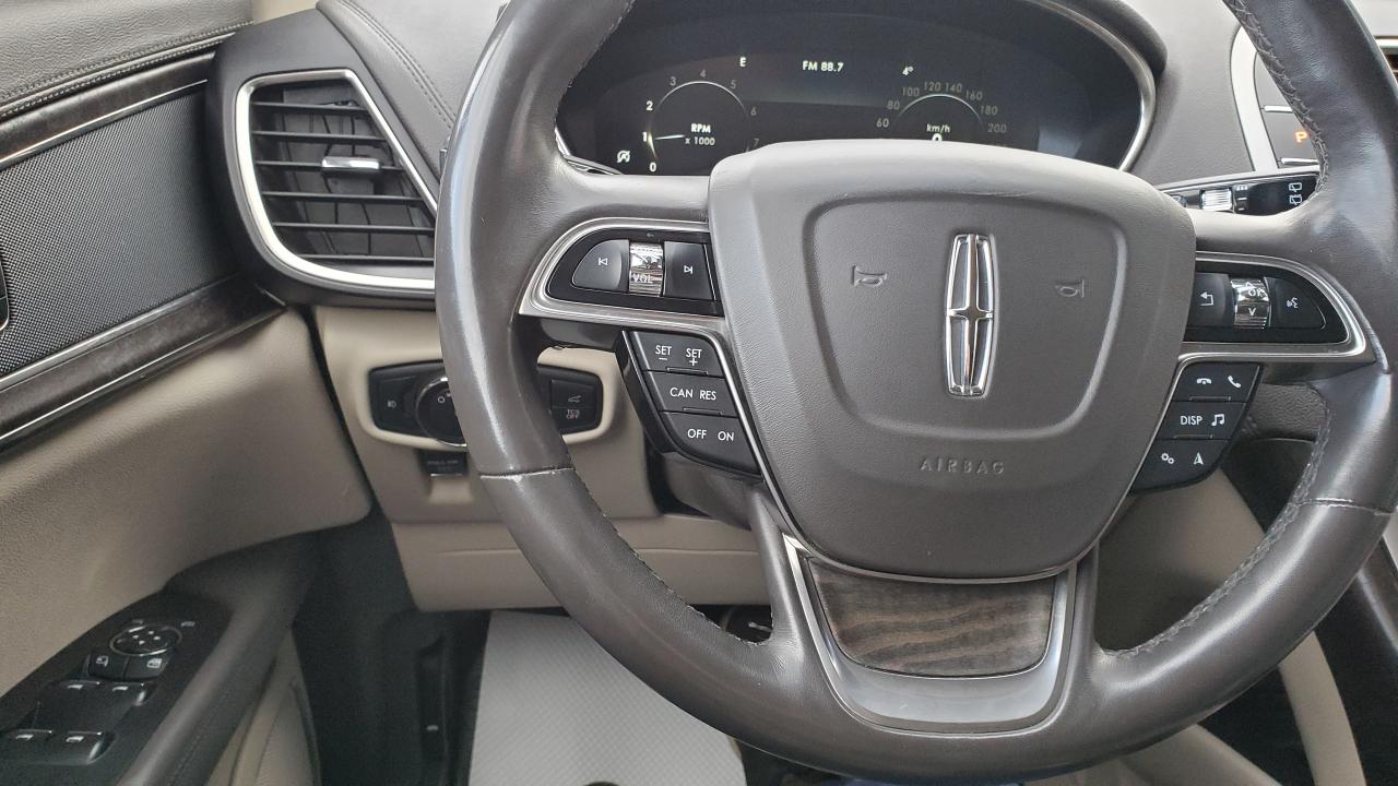 2019 Lincoln Nautilus Select AWD-DEMO UNIT, PLEASE CALL FOR APPOINTMENT Photo