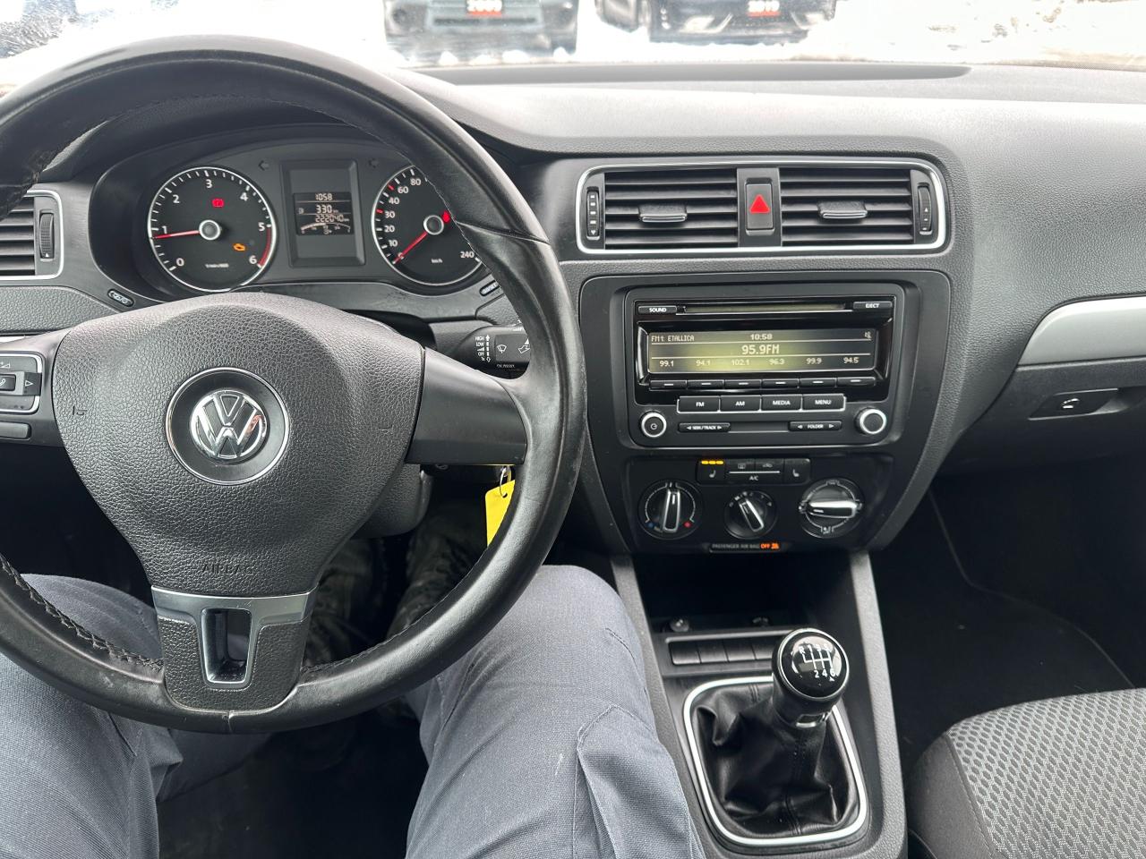 2013 Volkswagen Jetta TDI, DIESEL, MANUAL, SUNROOF, ALLOYS, AS IS - Photo #10