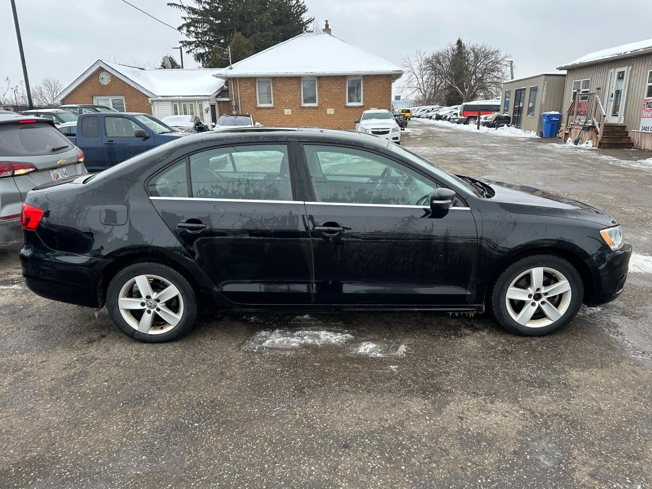 2013 Volkswagen Jetta TDI, DIESEL, MANUAL, SUNROOF, ALLOYS, AS IS - Photo #6