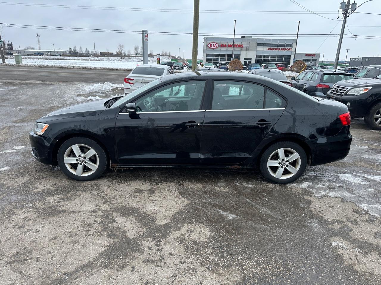 2013 Volkswagen Jetta TDI, DIESEL, MANUAL, SUNROOF, ALLOYS, AS IS - Photo #2
