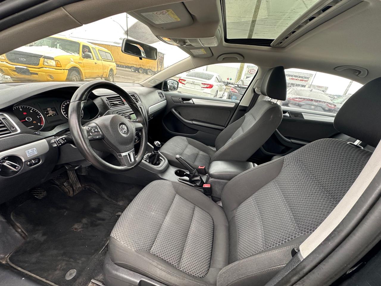 2013 Volkswagen Jetta TDI, DIESEL, MANUAL, SUNROOF, ALLOYS, AS IS - Photo #13