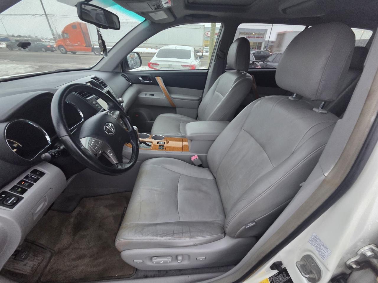 2008 Toyota Highlander Hybrid LIMITED, LOADED, HYBRID, 7 PASSENGER, CERTIFIED - Photo #15