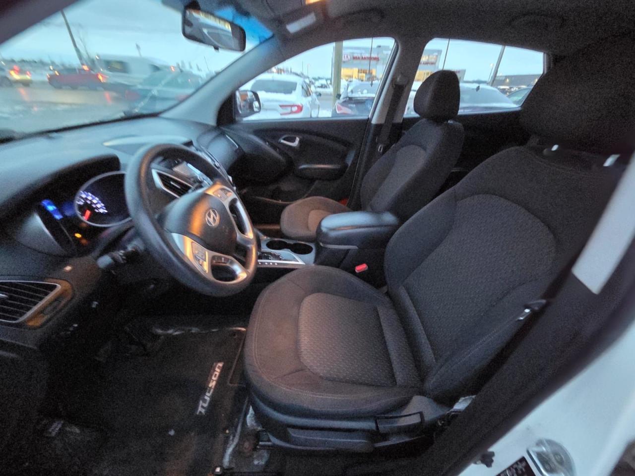 2012 Hyundai Tucson GL, AUTO, 4 CYL, ONLY 140KMS, CERTIFIED - Photo #10