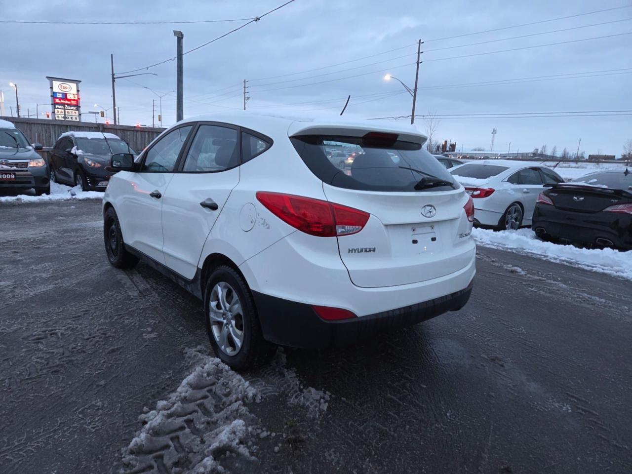 2012 Hyundai Tucson GL, AUTO, 4 CYL, ONLY 140KMS, CERTIFIED Photo2