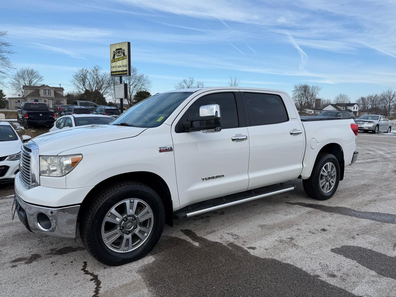 2013 Toyota Tundra Platinum *** LOOKS BRAND NEW! *** Near perfect - Photo #1