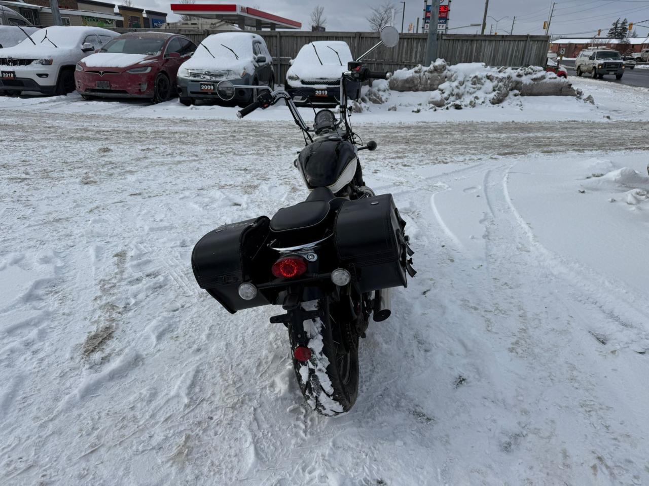 2022 Triumph Bonneville SPEEDMASTER, BOBBER, 1200, LIGHT DAMAGE, AS IS Photo2