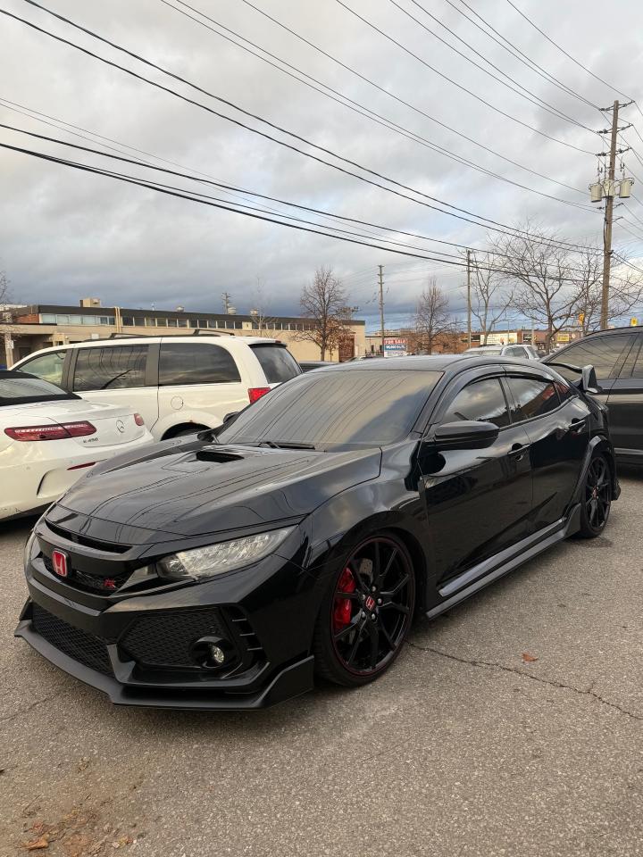 2019 Honda Civic Type R Photo0