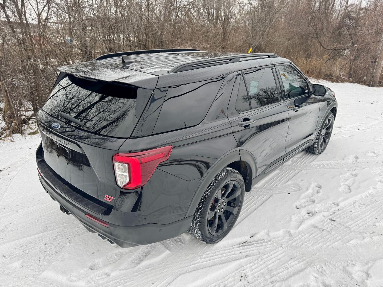 2022 Ford Explorer ST 4WD Clean Carfax | Panoramic Roof | 7 Passenger - Photo #6