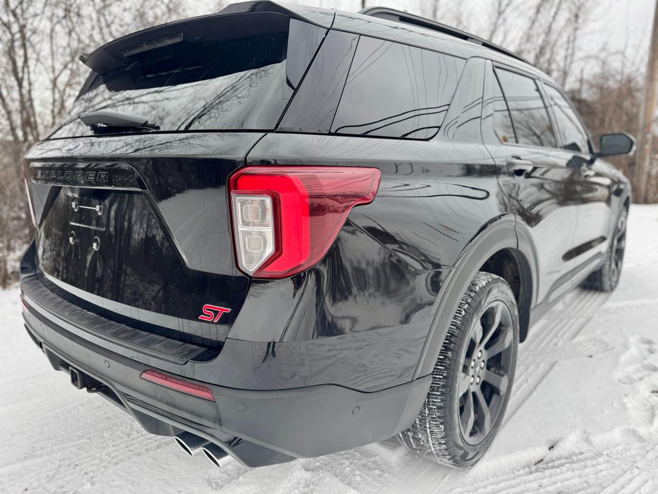 2022 Ford Explorer ST 4WD Clean Carfax | Panoramic Roof | 7 Passenger - Photo #7