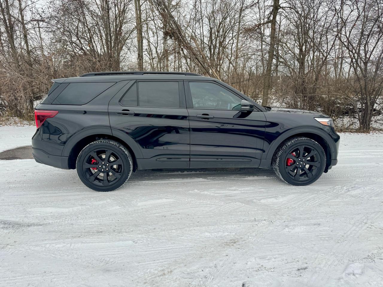2022 Ford Explorer ST 4WD Clean Carfax | Panoramic Roof | 7 Passenger - Photo #46