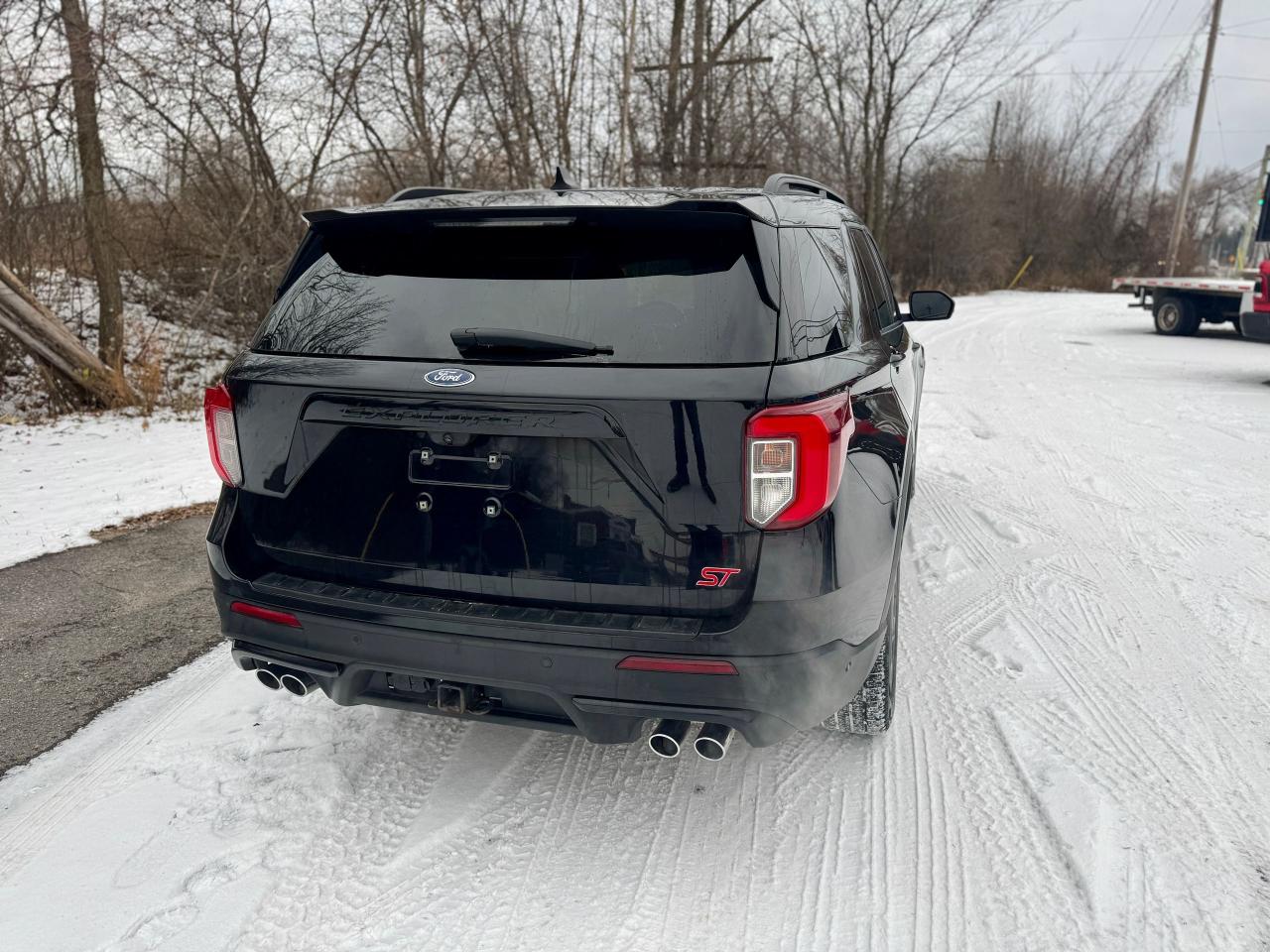 2022 Ford Explorer ST 4WD Clean Carfax | Panoramic Roof | 7 Passenger - Photo #48