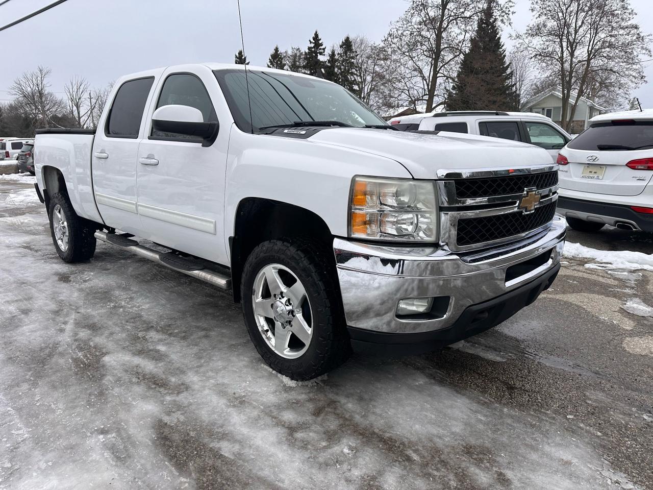 2011 Chevrolet Silverado 2500 LTZ Photo3