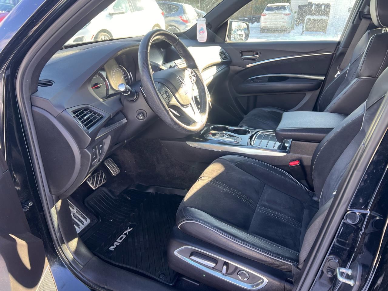 2020 Acura MDX A-Spec Photo14