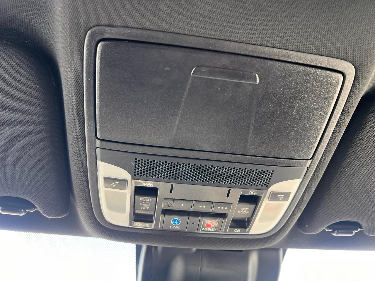 2020 Acura MDX A-Spec Photo19