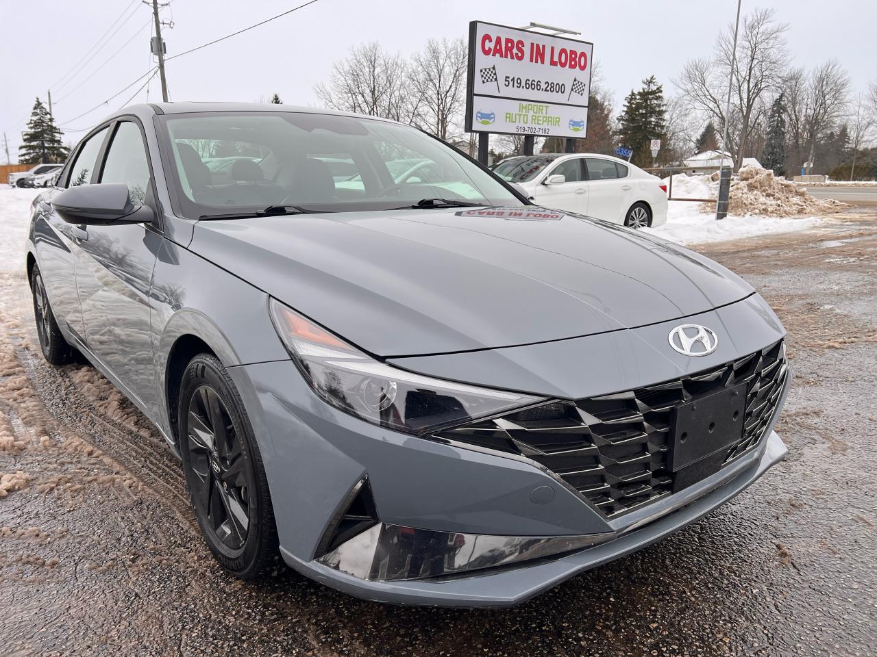 2022 Hyundai Elantra Ultimate Hybrid Photo0