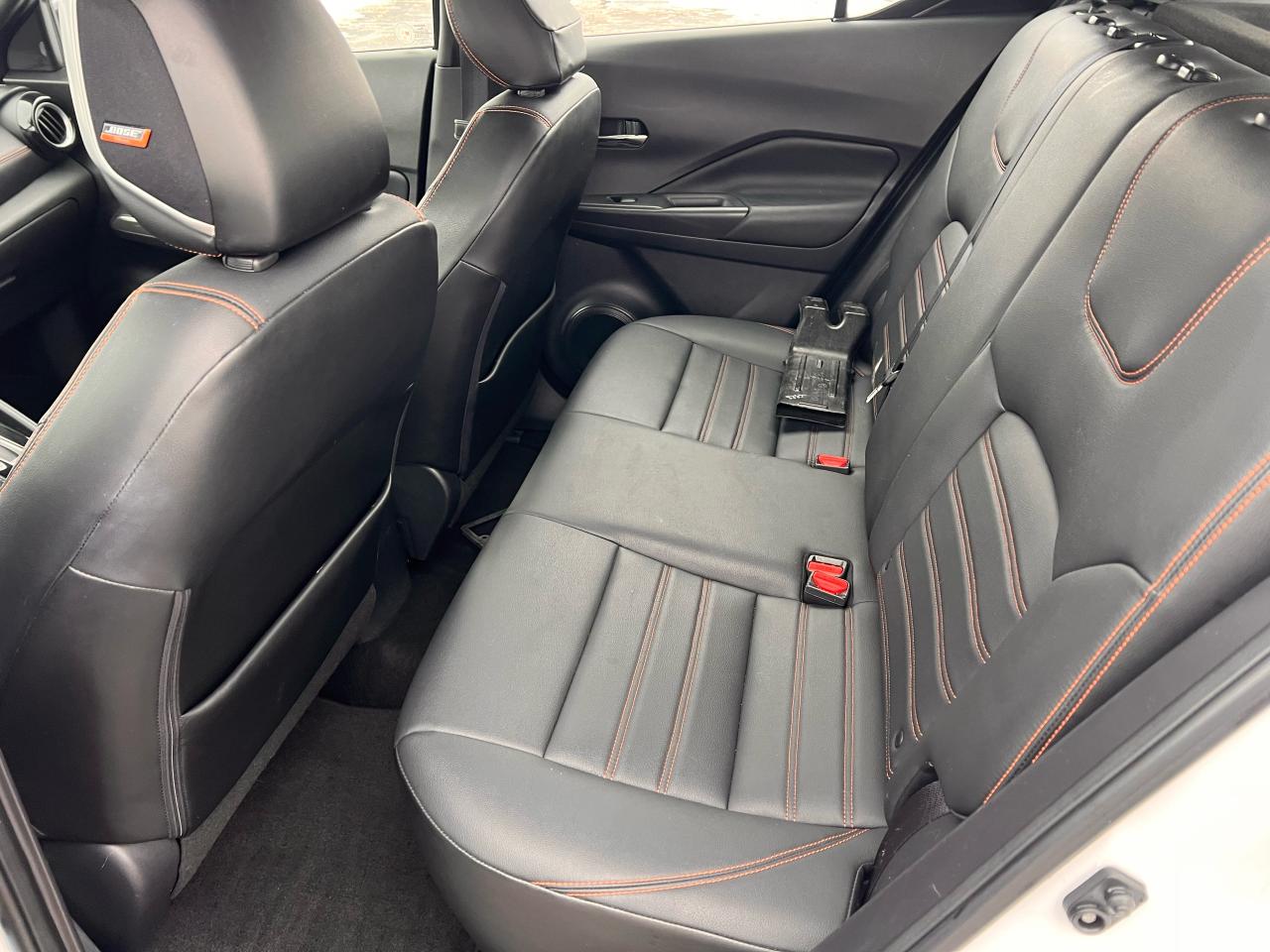 2018 Nissan Kicks SR Photo48