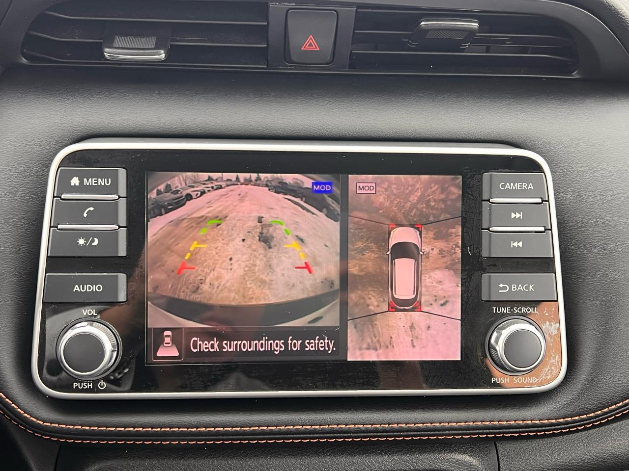 2018 Nissan Kicks SR Photo