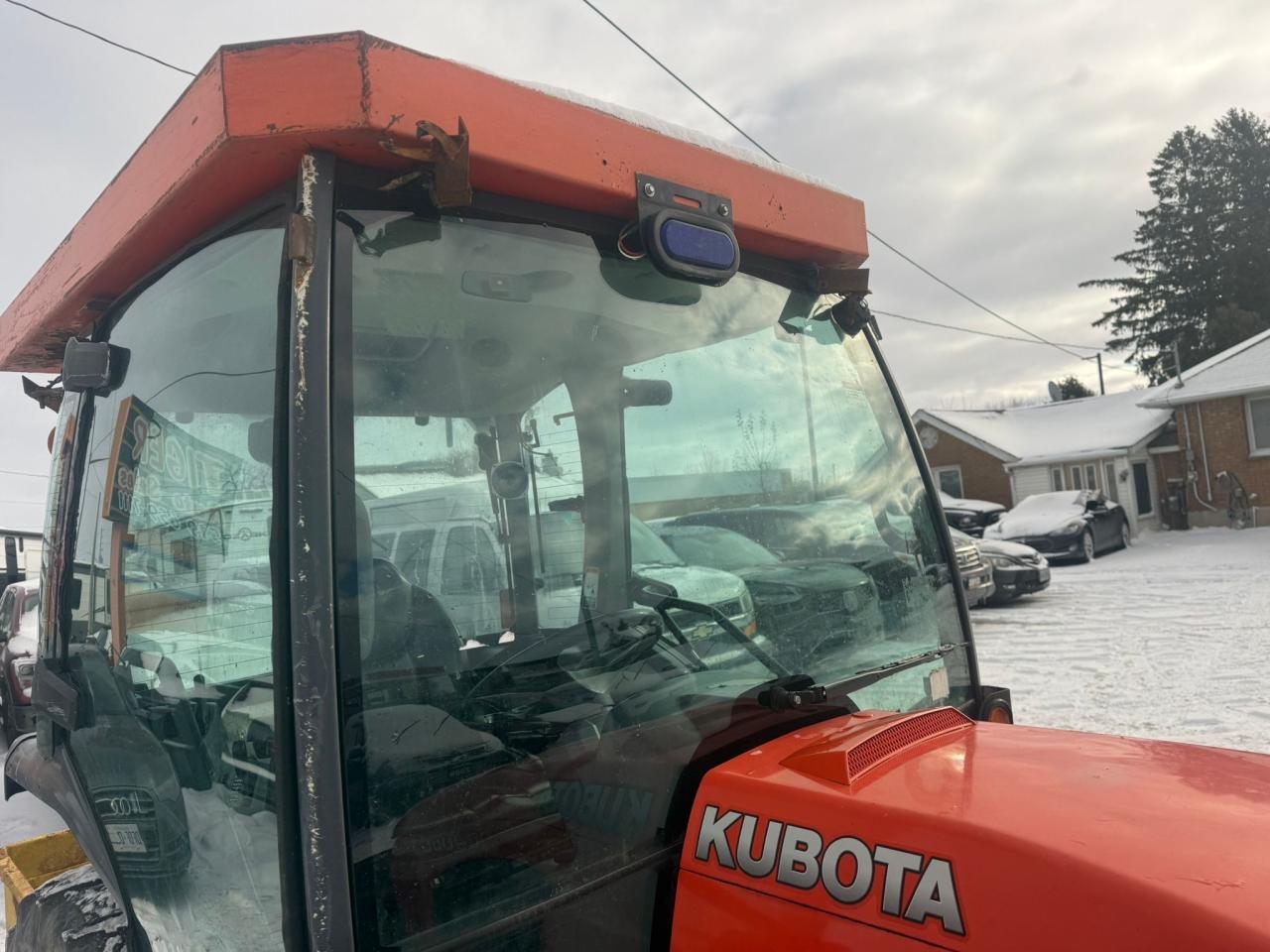 2015 KUBOTA L5740 L4060, PLOW AND SALTER, HST, 1500HRS, TRACTOR - Photo #17