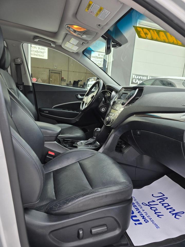 2013 Hyundai Santa Fe AWD 4DR 3.3L AUTO XL LUXURY - Photo #7