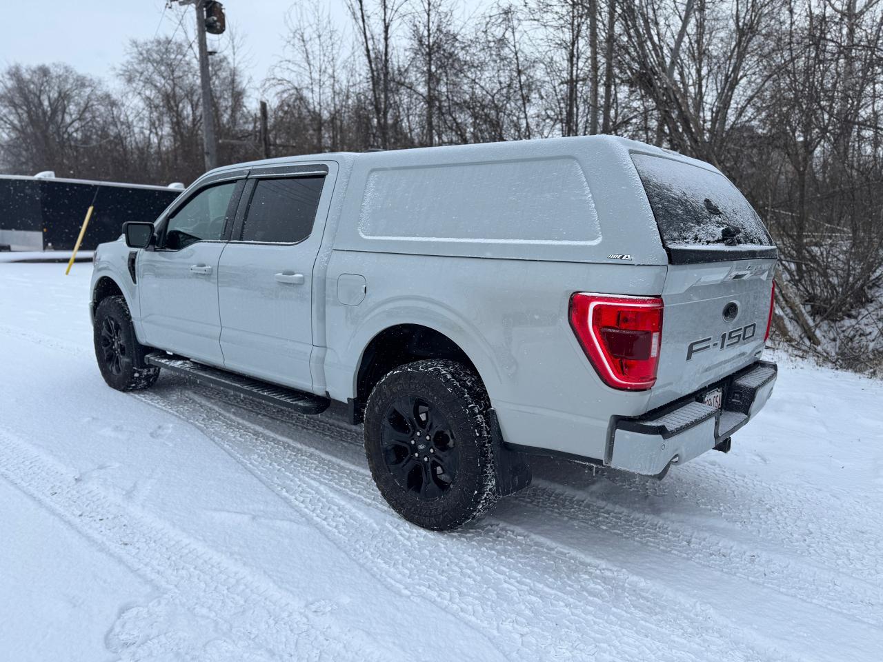 2023 Ford F-150 XLT Sport Package with Black Package 4WD w/ Cap - Photo #53
