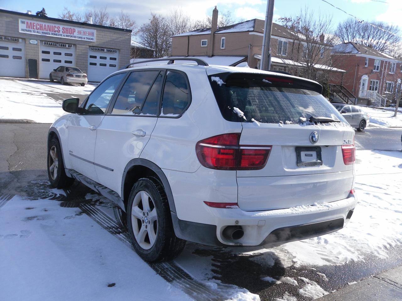 2012 BMW X5 AWD 4dr 35i Photo3