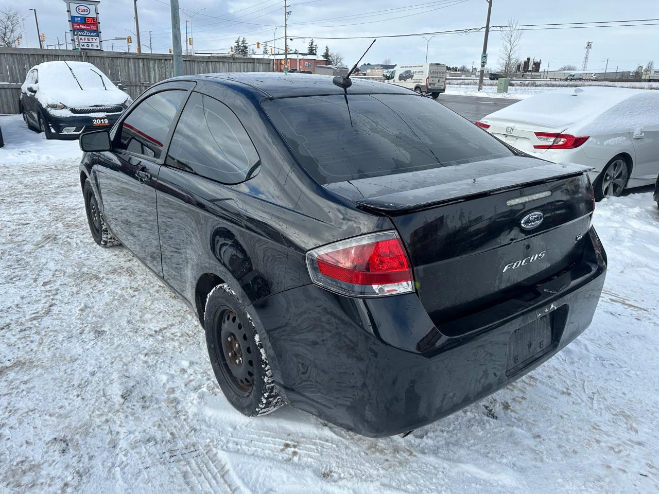 2009 Ford Focus SE, COUPE, MANUAL, ONLY 107KMS, CERTIFIED Photo2