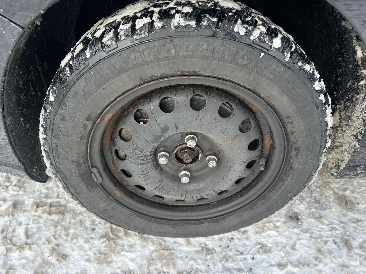 2009 Ford Focus SE, COUPE, MANUAL, ONLY 107KMS, CERTIFIED - Photo #14