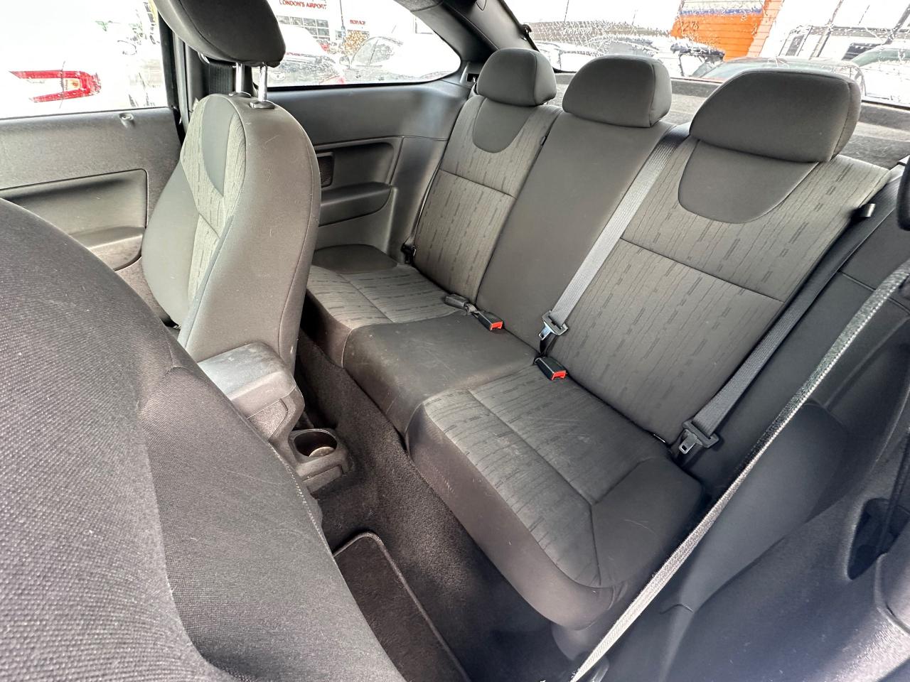 2009 Ford Focus SE, COUPE, MANUAL, ONLY 107KMS, CERTIFIED - Photo #13