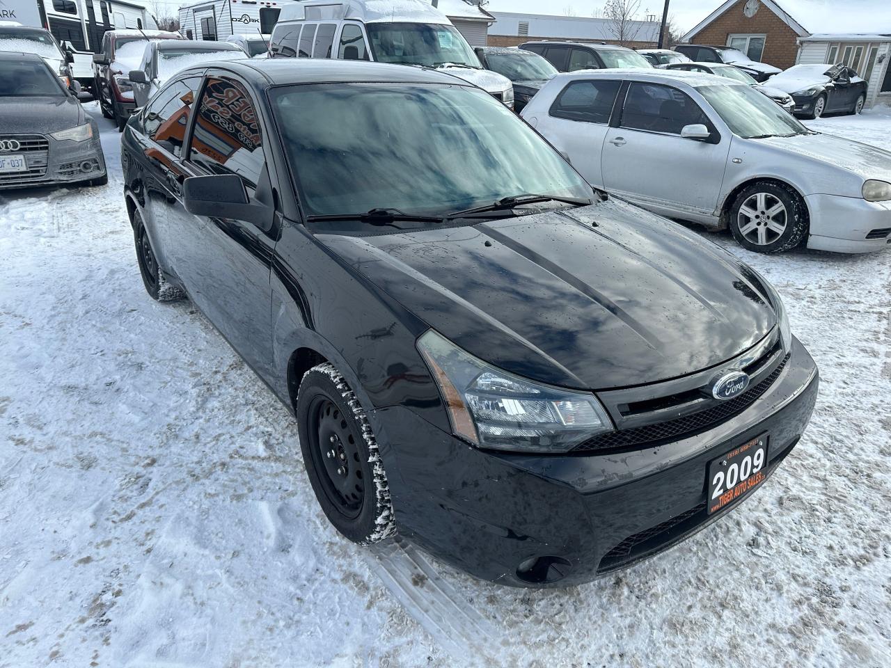 2009 Ford Focus SE, COUPE, MANUAL, ONLY 107KMS, CERTIFIED - Photo #6