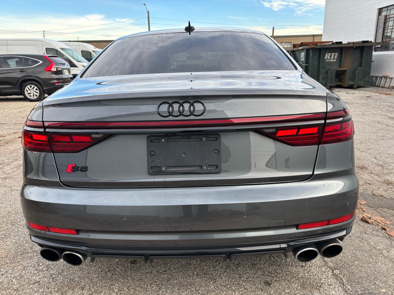2023 Audi S8 S-LINE 4.0 TFSI QUATTRO - Photo #8