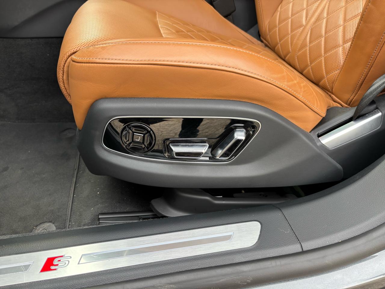 2023 Audi S8 S-LINE 4.0 TFSI QUATTRO - Photo #23