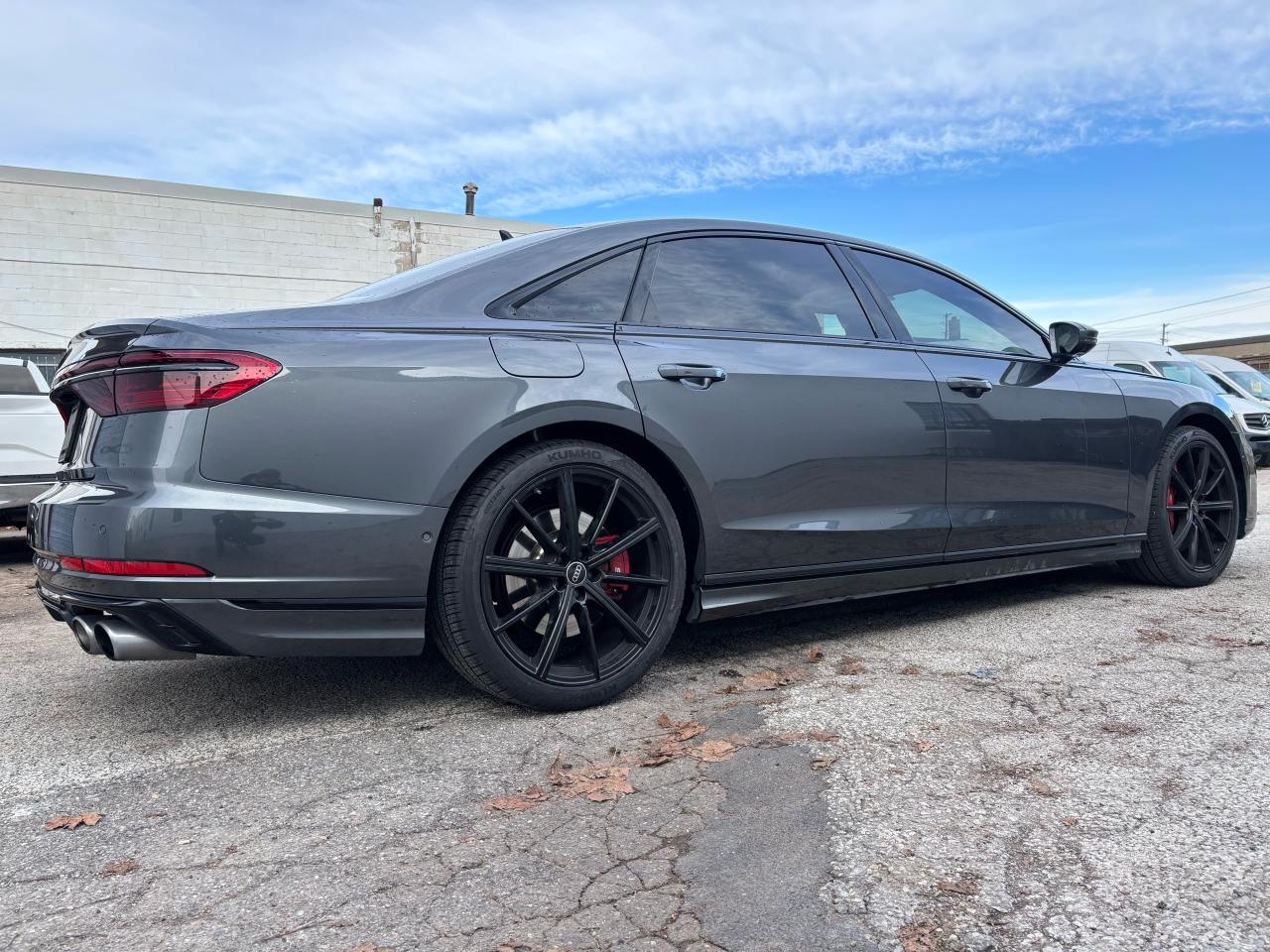 2023 Audi S8 S-LINE 4.0 TFSI QUATTRO - Photo #24