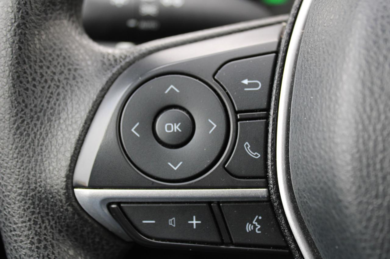 2024 Toyota Camry HYBRID LE Photo