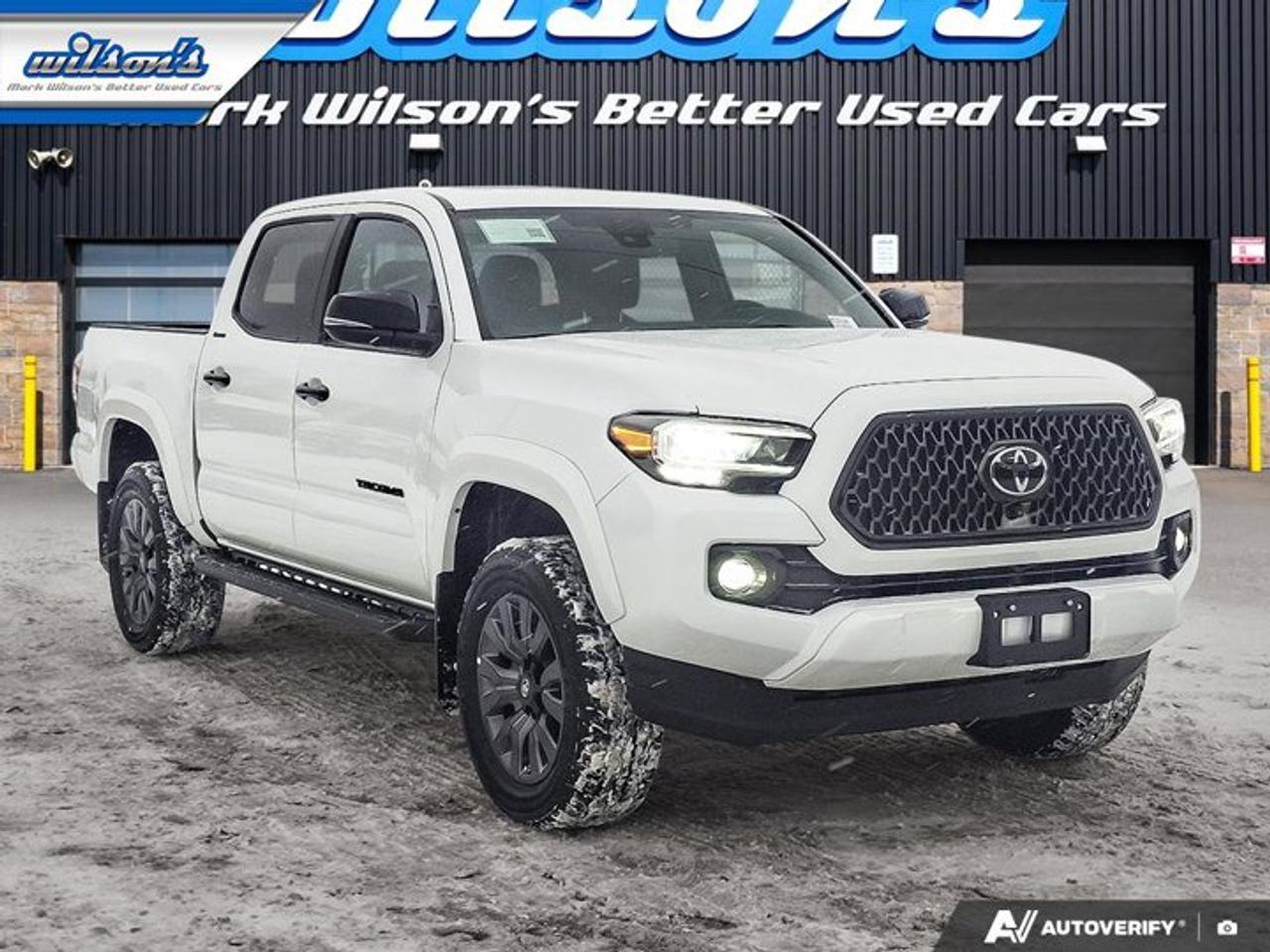 2022 Toyota Tacoma Nightshade Crew 4X4 | V6 | Leather | Sunroof | JBL | 360 Camera | BSM | Radar Cruise | and More ! Photo