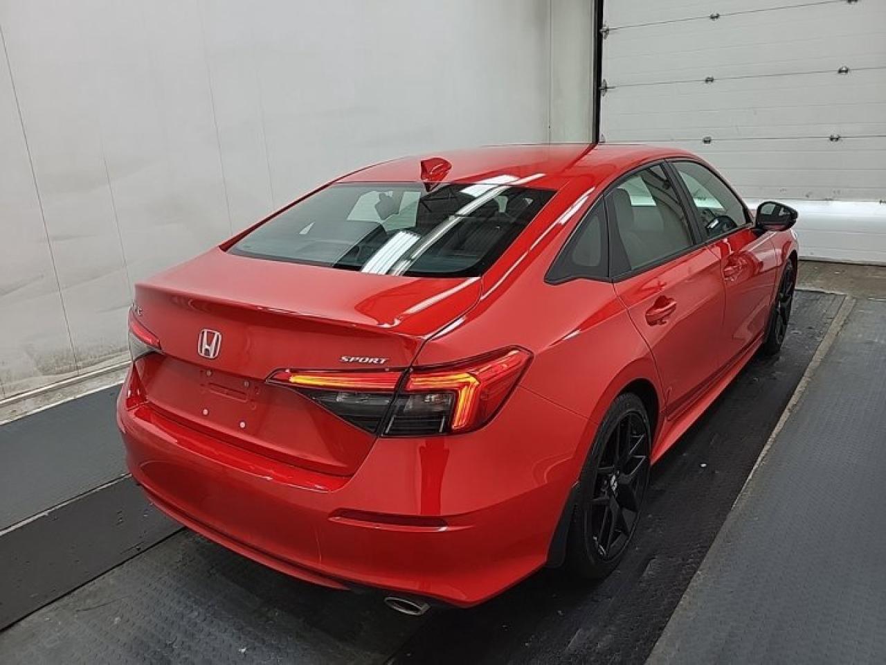 2024 Honda Civic Sedan Sport | Sunroof | Adaptive Cruise | Heated Wheel + Seats | CarPlay + Android | Rear Cam | and More ! Photo3