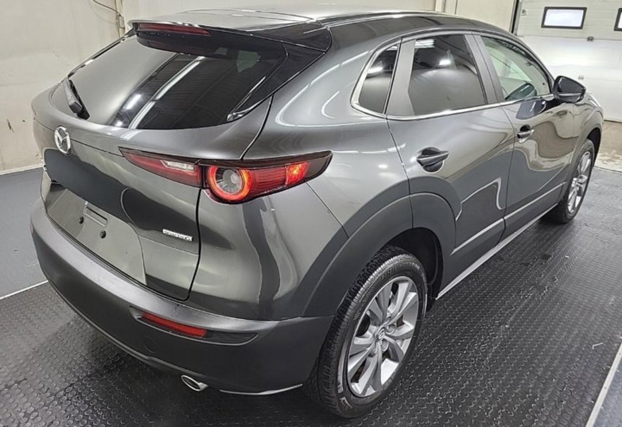 2025 Mazda CX-30 GS Luxury AWD | Leather | Sunroof | Heated Seats + Steering | Adaptive Cruise | Carplay | and More ! Photo3