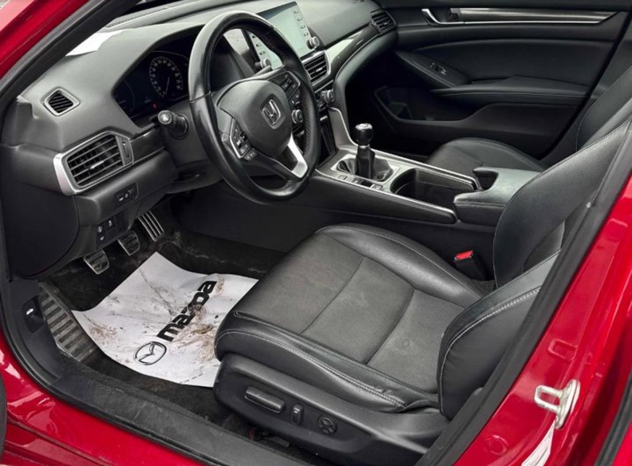 2018 Honda Accord Sedan Sport | 6-Speed Manual | Sunroof | Heated Seats | Adaptive Cruise | CarPlay + Android | and More ! Photo2