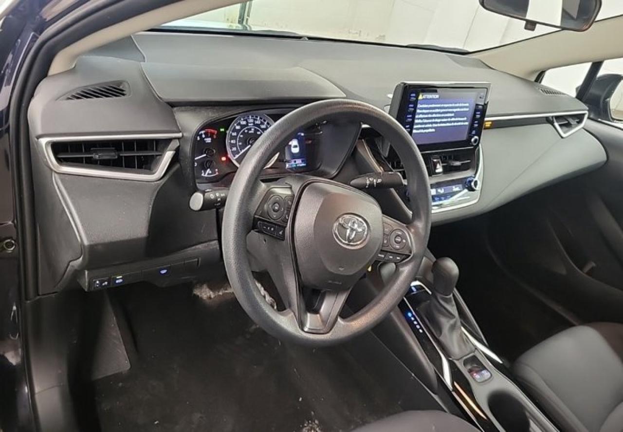2022 Toyota Corolla LE | Radar Cruise | Heated Seats | CarPlay + Android | Rear Camera | and More ! Photo2