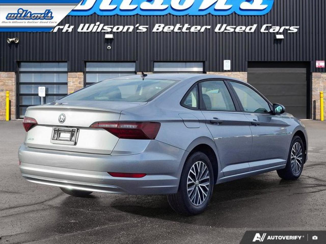 2020 Volkswagen Jetta Comfortline | Heated Seats | CarPlay + Android | Rear Cam | and More ! Photo4